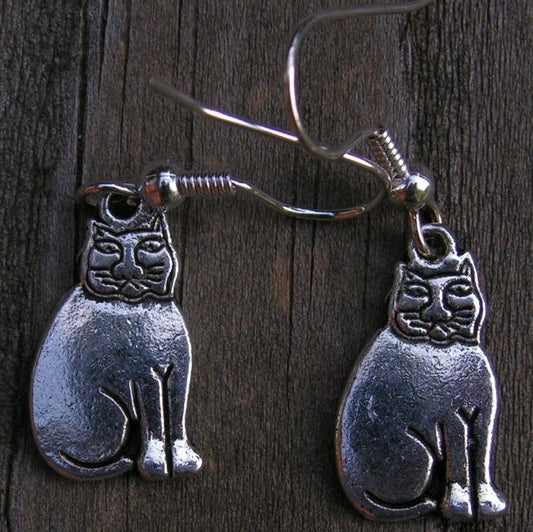 Pewter Smooth Sitting Fat Cat Earrings