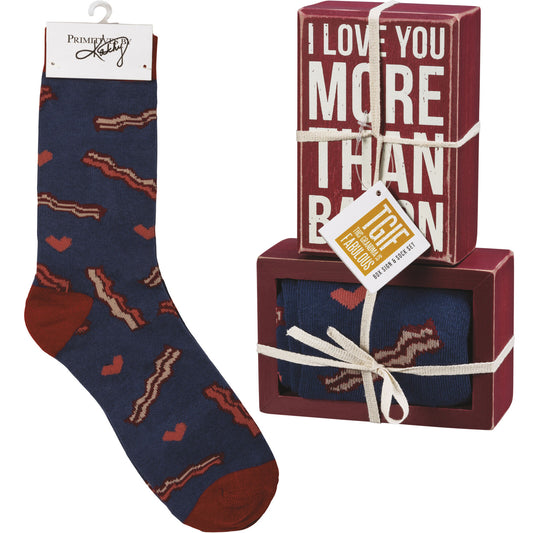 Primitives by Kathy Decorative Box Sign & Pair of Socks Gift Set - I Love You
