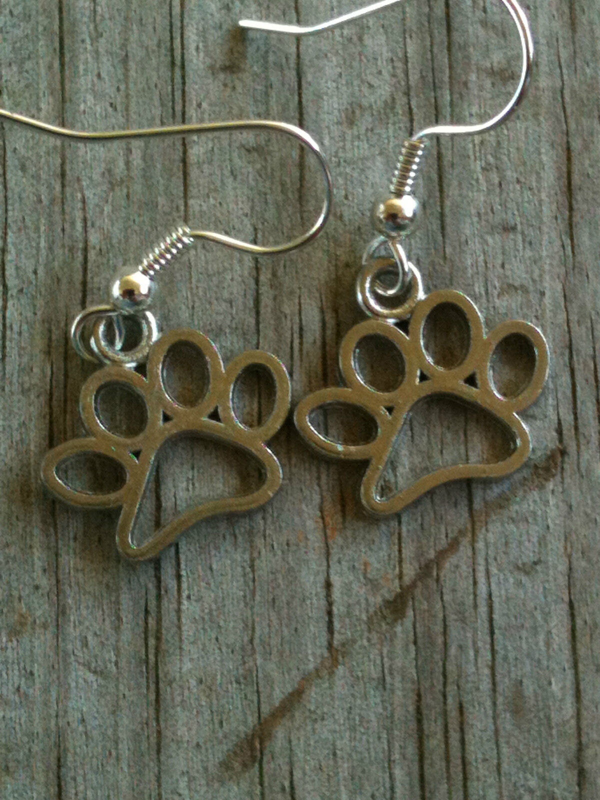 Silver Plated Flat Wire Outline Cat/Dog/Tiger Paw Print Earrings