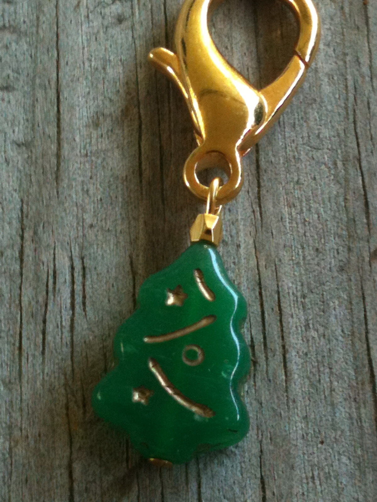Green Pressed Glass Christmas Tree with Gold Highlights Zipper Pull/Collar Charm