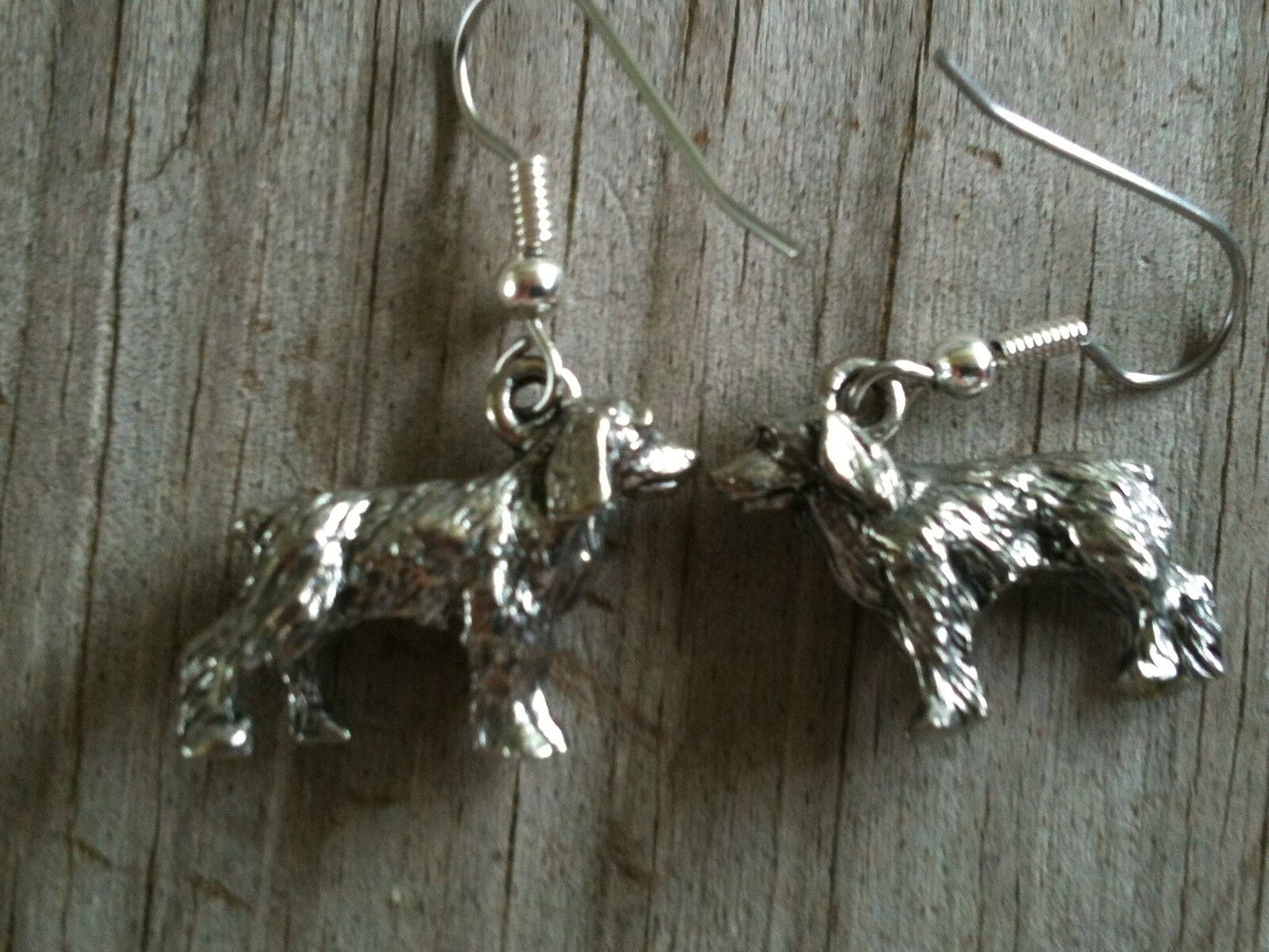 Smooth Coat Spaniel Dog Silver Plated Lead Free Pewter Earrings
