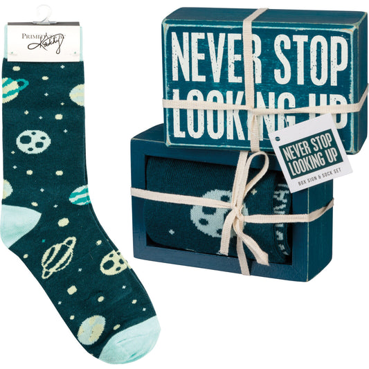 Primitives by Kathy Box Sign/Sock Set - Never Stop Looking Up